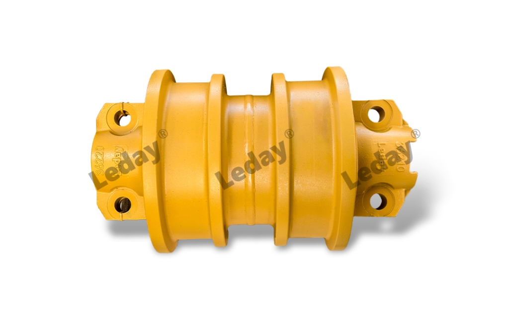 Опорный каток в сборе 175-30-00496